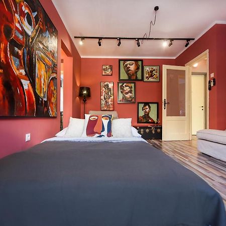 Captivating Old Town Apartment 布加勒斯特 外观 照片